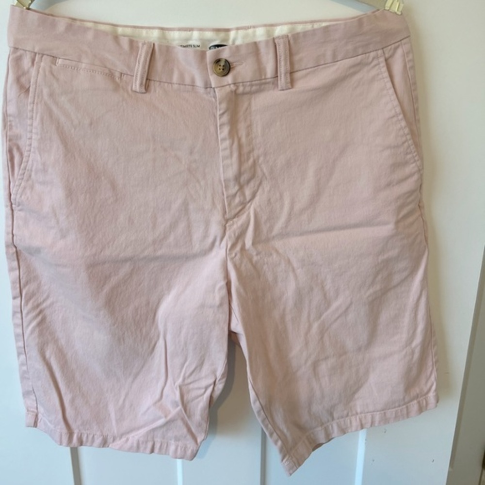Old Navy Men Shorts Size 33 Light Pink
